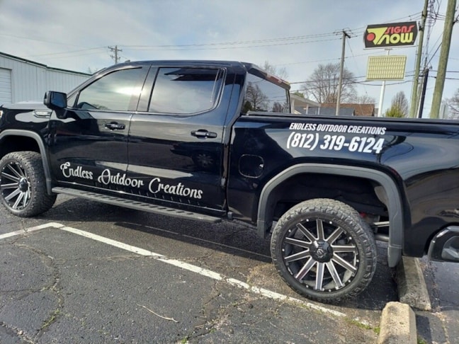Vehicle Lettering in Evansville Vehicle Lettering in Evansville