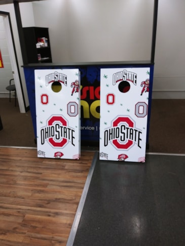 Custom Graphics & Vinyl Decals Custom Graphics & Vinyl Decals