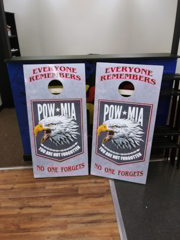 Custom Graphics & Vinyl Decals Custom Graphics & Vinyl Decals