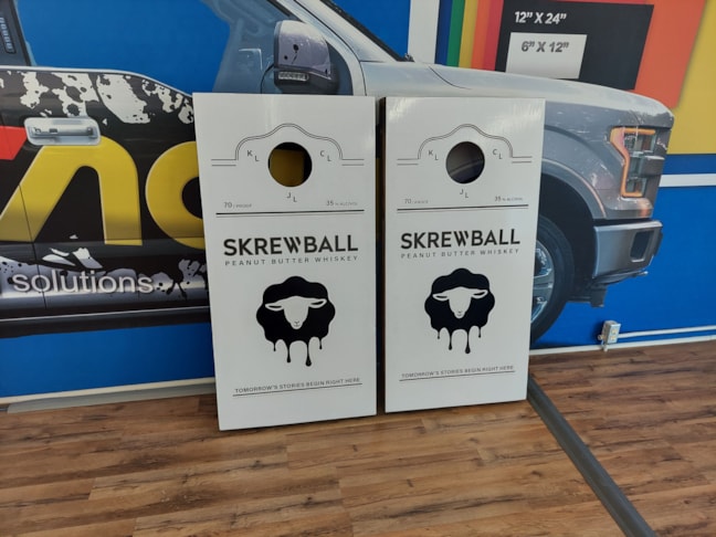 Custom Graphics & Vinyl Decals Custom Graphics & Vinyl Decals