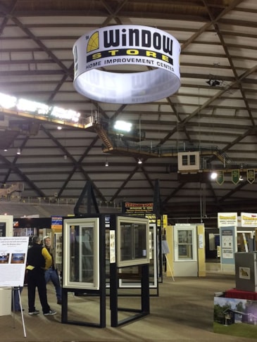 Suspended Banners & Ceiling Displays