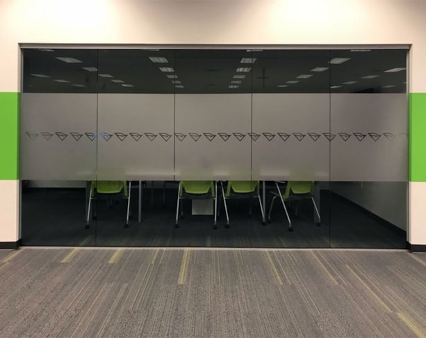 Vinyl Lettering in Holland