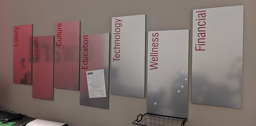 Vinyl Graphics & Decals Vinyl Graphics & Decals