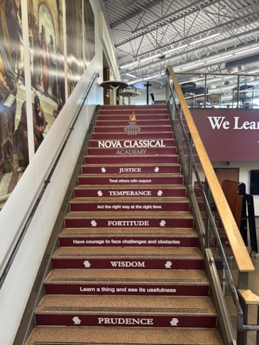 Vinyl Graphics & Decals Vinyl Graphics & Decals