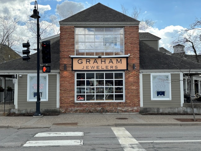 Perforated Window Graphics | Retail | Wayzata, MN | Vinyl Perforated Window Graphics | Retail | Wayzata, MN | Vinyl