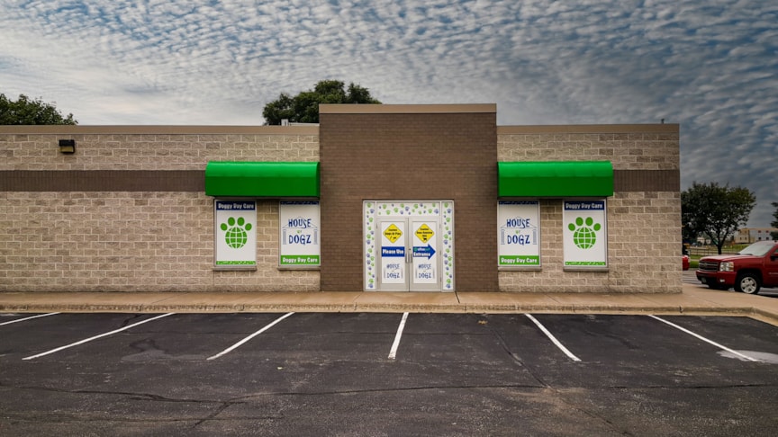 Custom Graphics & Vinyl Decals Custom Graphics & Vinyl Decals