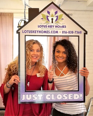 Freestanding Signs and Cutouts