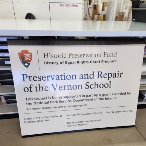 Signs | Government and Municipal Signs | Kansas City, KS | Corrugated Plastic / CoroplastTM Signs | Government and Municipal Signs | Kansas City, KS | Corrugated Plastic / CoroplastTM