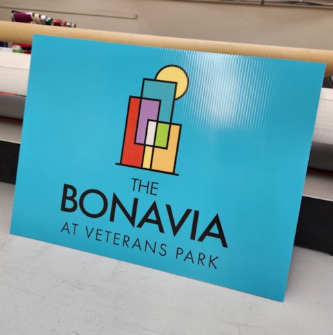 Plastic Signs & Yard Signs Plastic Signs & Yard Signs