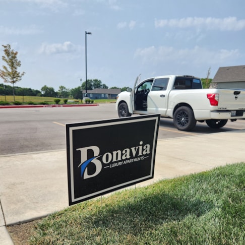 Yard Signs / Real Estate Signs