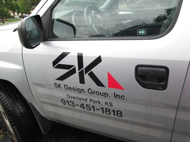KC Vehicle Graphics | Professional Services Signs | Overland Park, KS | Cut Vinyl