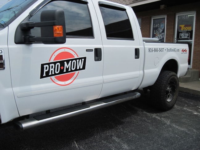 KC Vehicle Graphics | Landscaping & Lawn Maintenance Signage | Kansas City, MO | Vinyl KC Vehicle Graphics | Landscaping & Lawn Maintenance Signage | Kansas City, MO | Vinyl