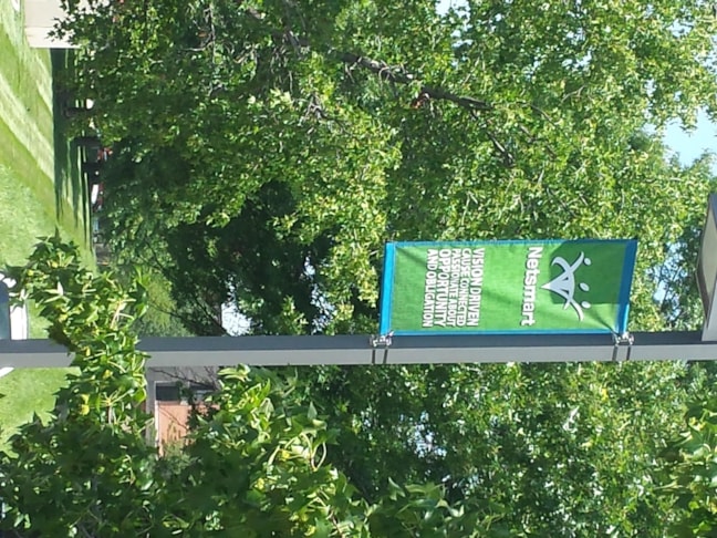 Pole Banners in Gladstone