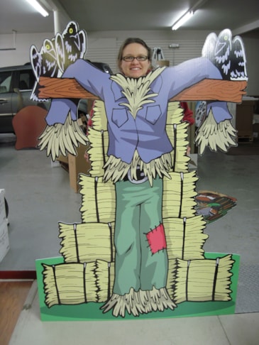 Freestanding Signs and Cutouts