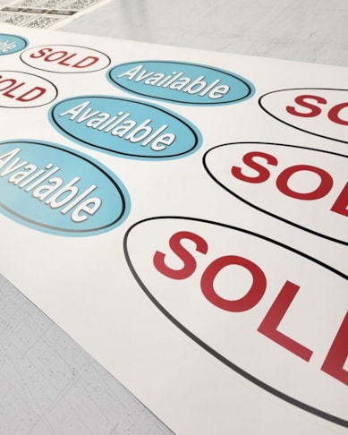 Custom Graphics & Vinyl Decals | Property Management Signs | Gladstone, MO | Vinyl Custom Graphics & Vinyl Decals | Property Management Signs | Gladstone, MO | Vinyl
