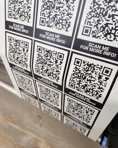 Custom Graphics & Vinyl Decals | Property Management Signs | Gladstone, MO | Vinyl Custom Graphics & Vinyl Decals | Property Management Signs | Gladstone, MO | Vinyl