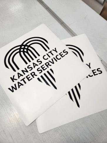 Vehicle Magnets in Gladstone Vehicle Magnets in Gladstone