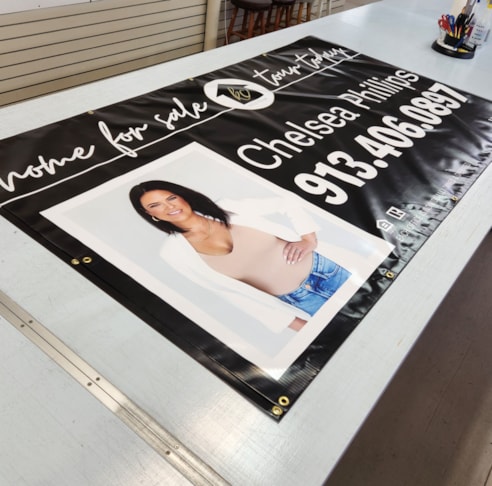 Outdoor Banners in Gladstone Outdoor Banners in Gladstone