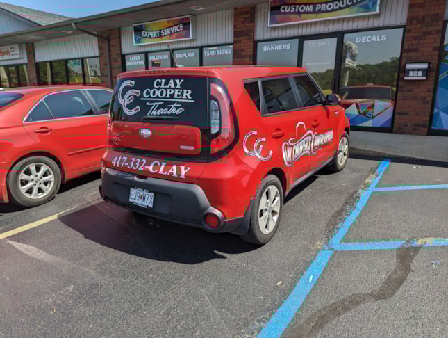Vehicle Graphics | Entertainment & Club Signs | Branson, MO | Vinyl