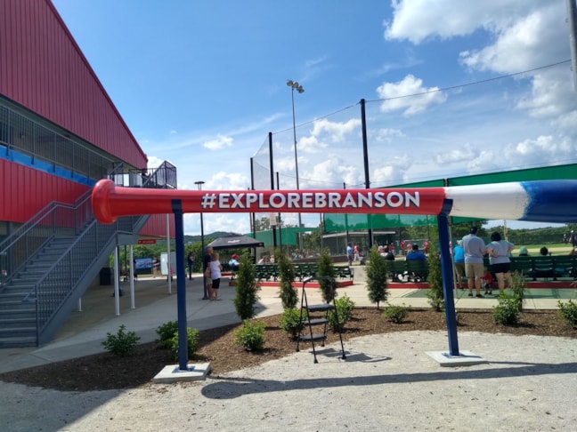 Vinyl Lettering in Branson