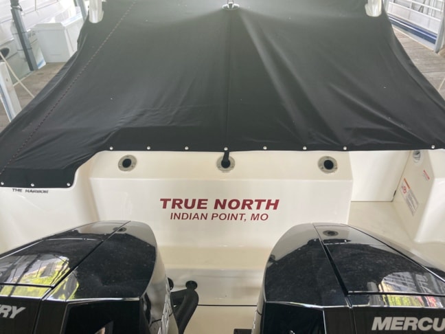 Boat Wraps in Branson