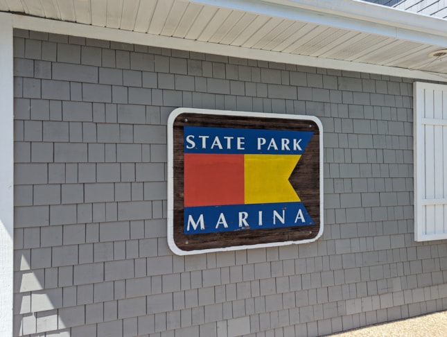 Custom Signs | Golf Course, Country Club, & Outdoor Venue Signs | Branson, MO | Foam / HDU