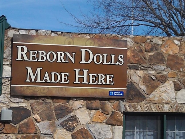 Wall Logos & Graphics