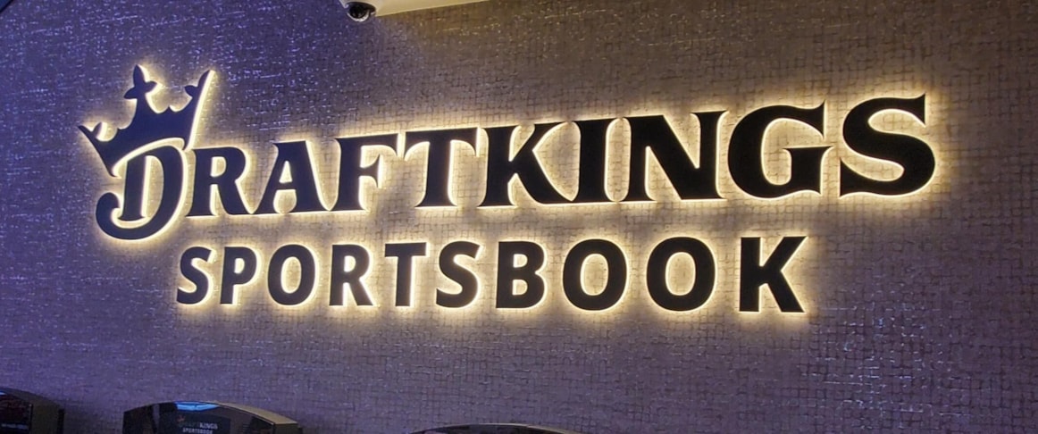 Dimensional Signs and Channel Letters | Entertainment & Club Signs | Nashua, New Hampshire | Plastic