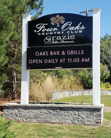 Grazie Italian Restaurant pylon sign